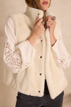 Picture of SUZANNE SLEEVELESS CARDIGAN